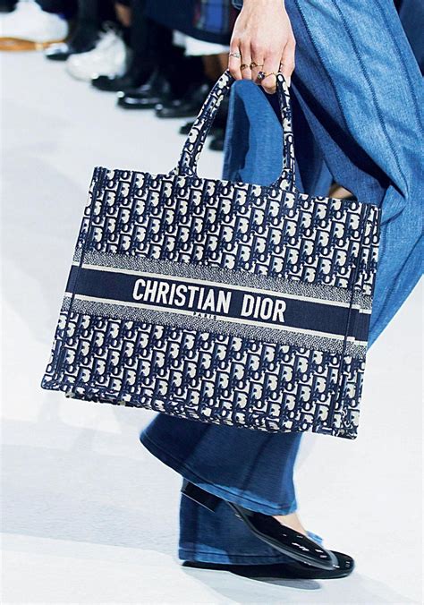 cabas dior personnalisé